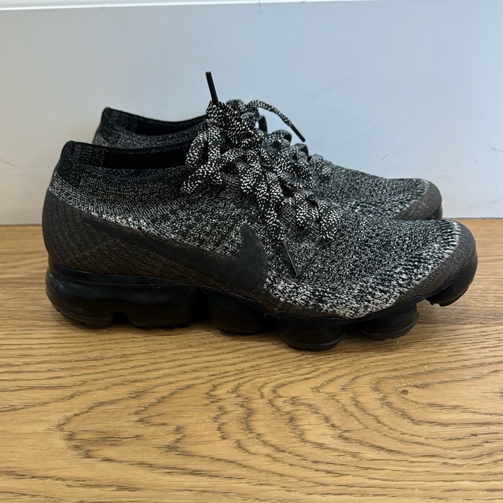 Nike vapormax women’s shoe